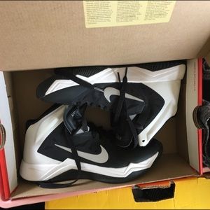 Nike basketball shoes- size 8 in womens